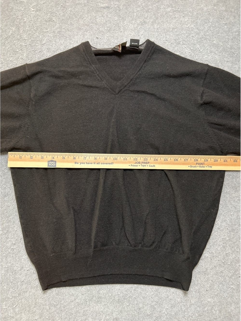 Jos. A. Bank Men's XXL Black 100% Merino Wool V-Neck Sweater - Picture 4 of 5